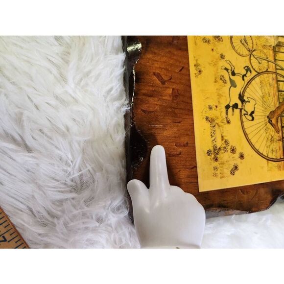 Holly Hobbie Decoupage Wooden Wall Plaque Decor - Picture 6 of 6